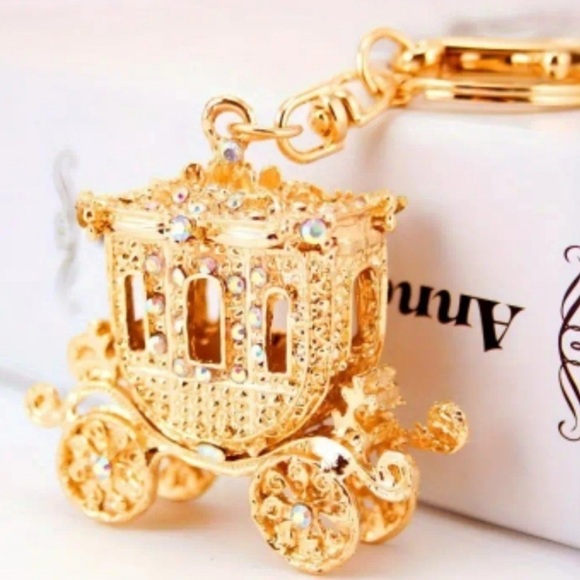 Princess Coach Bag Charm - Picture 1 of 1